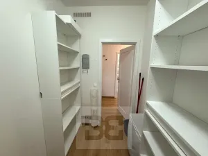 Pronájem bytu 2+kk, Praha - Modřany, Na Komořsku, 59 m2