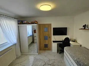 Prodej rodinného domu, Unhošť, Tyršovo náměstí, 93 m2
