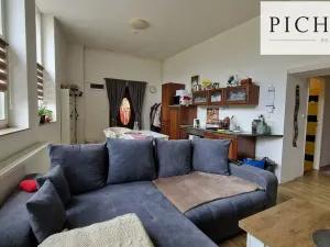 Pronájem bytu 1+1, Karlovy Vary - Bohatice, Žitná, 46 m2