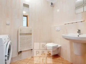 Prodej bytu 2+kk, Praha - Holešovice, Na Maninách, 59 m2