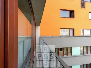 Prodej bytu 2+kk, Praha - Holešovice, Na Maninách, 59 m2