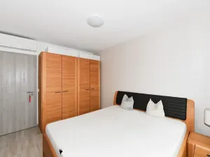 Pronájem bytu 3+kk, Praha - Vysočany, Strnadových, 78 m2