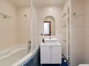 Pronájem bytu 2+kk, Praha - Uhříněves, Saturnova, 45 m2