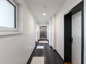 Pronájem bytu 3+kk, Praha - Vysočany, Strnadových, 78 m2