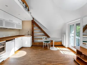 Prodej bytu 1+kk, Praha - Bohnice, V Zámcích, 35 m2