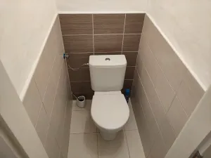 Pronájem bytu 1+kk, Praha - Prosek, Na vyhlídce, 24 m2