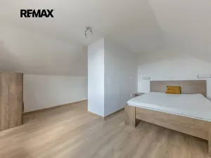 Pronájem bytu 4+kk, Ovčáry, 128 m2