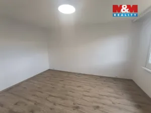 Pronájem bytu 1+1, Ústí nad Labem - Mojžíř, Peškova, 35 m2