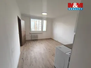 Pronájem bytu 1+1, Ústí nad Labem - Mojžíř, Peškova, 35 m2