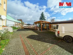 Prodej činžovního domu, Karlovy Vary - Bohatice, Jáchymovská, 700 m2