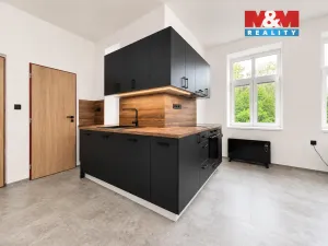 Pronájem bytu 1+kk, Trutnov - Dolní Předměstí, Maxima Gorkého, 28 m2