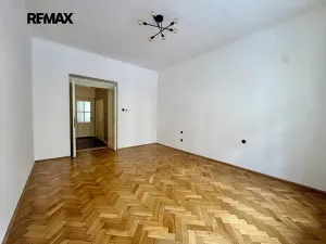 Pronájem bytu 2+1, Praha - Vinohrady, Krkonošská, 70 m2