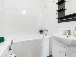 Pronájem bytu 2+1, Praha - Kamýk, Zárubova, 61 m2