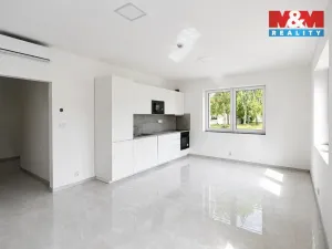 Pronájem bytu 2+kk, Kostelec nad Černými lesy - Kostelec nad Černými Lesy, Osadní, 65 m2