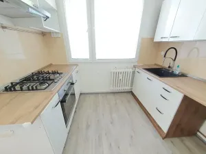 Pronájem bytu 3+1, Praha - Motol, Hennerova, 76 m2