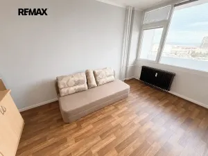 Pronájem bytu 1+kk, Most, U Věžových domů, 22 m2