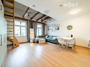 Pronájem bytu 2+kk, Vsetín, Dolní náměstí, 72 m2