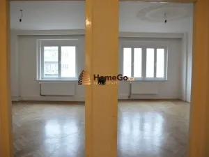 Pronájem bytu 3+1, Praha - Nusle, U gymnázia, 95 m2