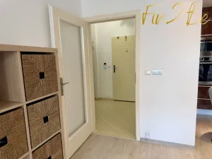Pronájem bytu 2+kk, Praha - Řepy, Zrzavého, 47 m2