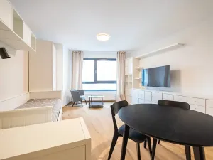 Pronájem bytu 1+kk, Praha, Milánská, 31 m2