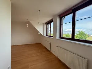 Prodej bytu 3+kk, Jesenice, K Šátalce, 78 m2