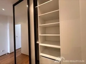 Pronájem bytu 1+kk, Zlín, Kúty, 30 m2