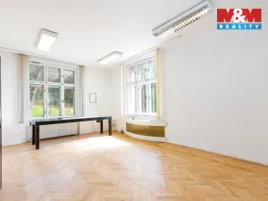 Prodej atypického bytu, Orlová - Město, Fr. Palackého, 140 m2