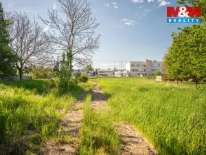 Prodej komerčního pozemku, Otrokovice, Zlínská, 1702 m2