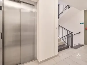 Pronájem bytu 1+kk, Praha - Horní Měcholupy, Nad přehradou, 54 m2