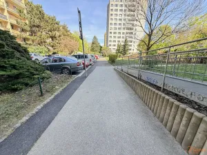 Prodej bytu 3+1, Praha - Strašnice, Pod strání, 68 m2