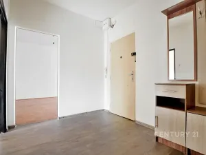 Prodej bytu 2+1, Děčín, Jezdecká, 57 m2