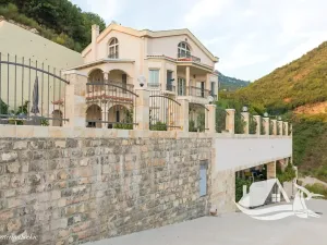 Prodej vily, Perazića Do, Černá Hora, 400 m2