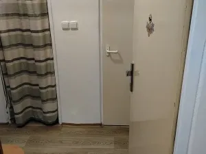 Pronájem bytu 1+1, Slaný, Plynárenská, 35 m2
