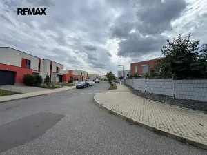 Pronájem bytu 1+kk, Chýně, Premonstrátů, 36 m2
