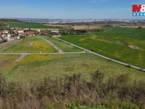 Prodej pozemku pro bydlení, Praha, Třísovská, 15939 m2