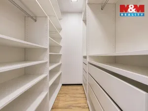 Prodej bytu 3+kk, Praha - Podolí, Pujmanové, 76 m2