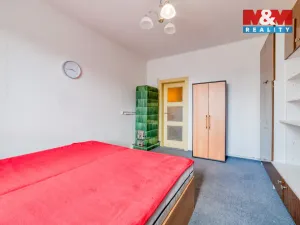 Prodej bytu 1+1, Cheb, Hviezdoslavovo náměstí, 38 m2