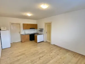 Pronájem bytu 2+kk, Děčín - Děčín VI-Letná, Polská, 48 m2