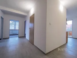 Pronájem bytu 4+1, Přeštěnice, 74 m2