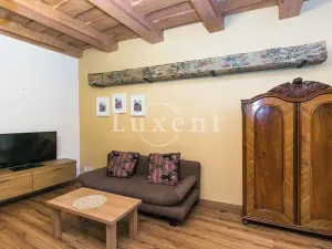 Pronájem bytu 2+kk, Praha - Malá Strana, Mostecká, 50 m2