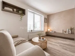 Pronájem bytu 2+kk, Hradec Králové, Průběžná, 58 m2