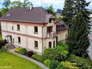 Prodej kanceláře, Třinec, Husova, 360 m2