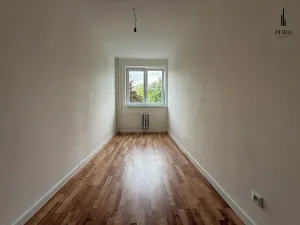 Prodej bytu 3+1, Hradec Králové, třída SNP, 70 m2