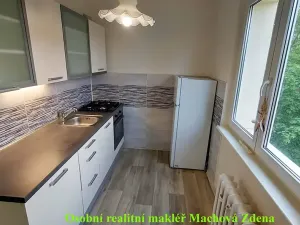 Pronájem bytu 2+1, Praha - Malešice, Káranská, 56 m2
