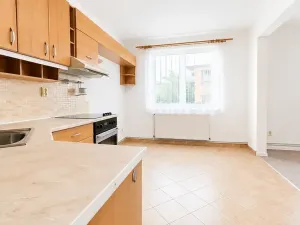 Prodej bytu 1+kk, Praha - Horní Počernice, Dandova, 37 m2