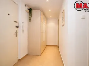 Pronájem bytu 1+1, Praha - Vršovice, K louži, 35 m2