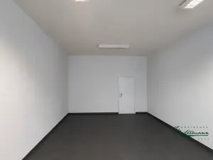 Prodej obchodního prostoru, Železná Ruda, Klostermannovo náměstí, 52 m2