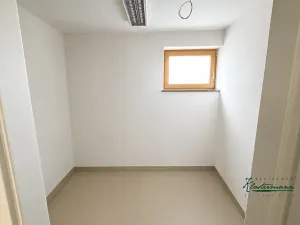 Prodej obchodního prostoru, Železná Ruda, Klostermannovo náměstí, 52 m2