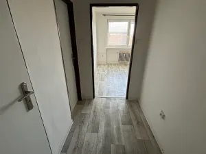 Pronájem bytu 1+1, Frýdek-Místek, Lískovecká, 32 m2