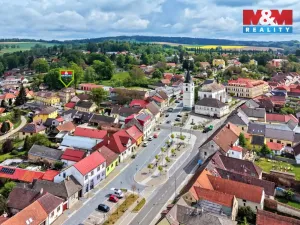 Prodej rodinného domu, Černovice, Táborská, 330 m2